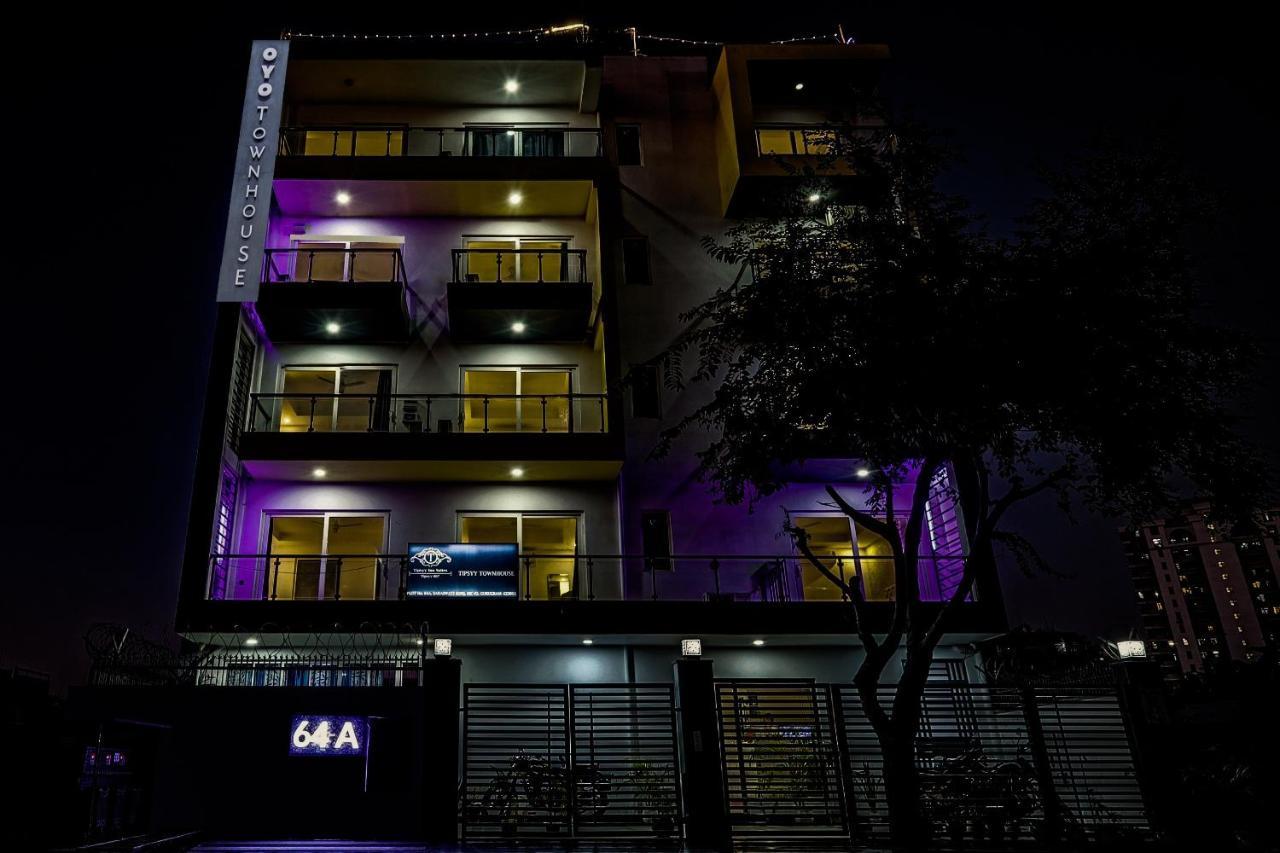 Super Townhouse Tipsyy Near Bestech Central Square Mall Gurgaon Dış mekan fotoğraf