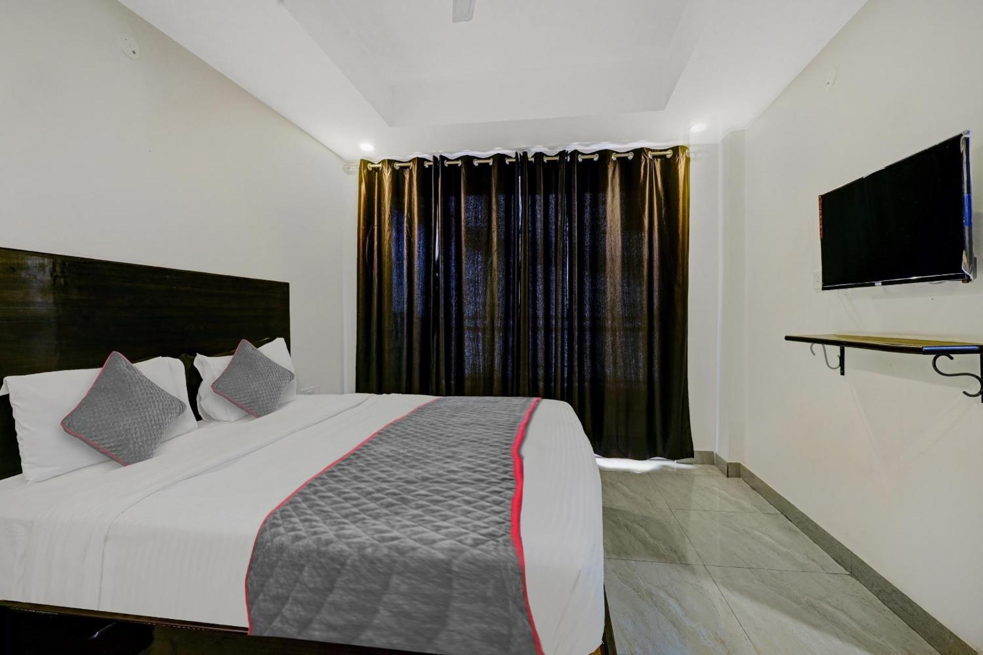 Super Townhouse Tipsyy Near Bestech Central Square Mall Gurgaon Dış mekan fotoğraf