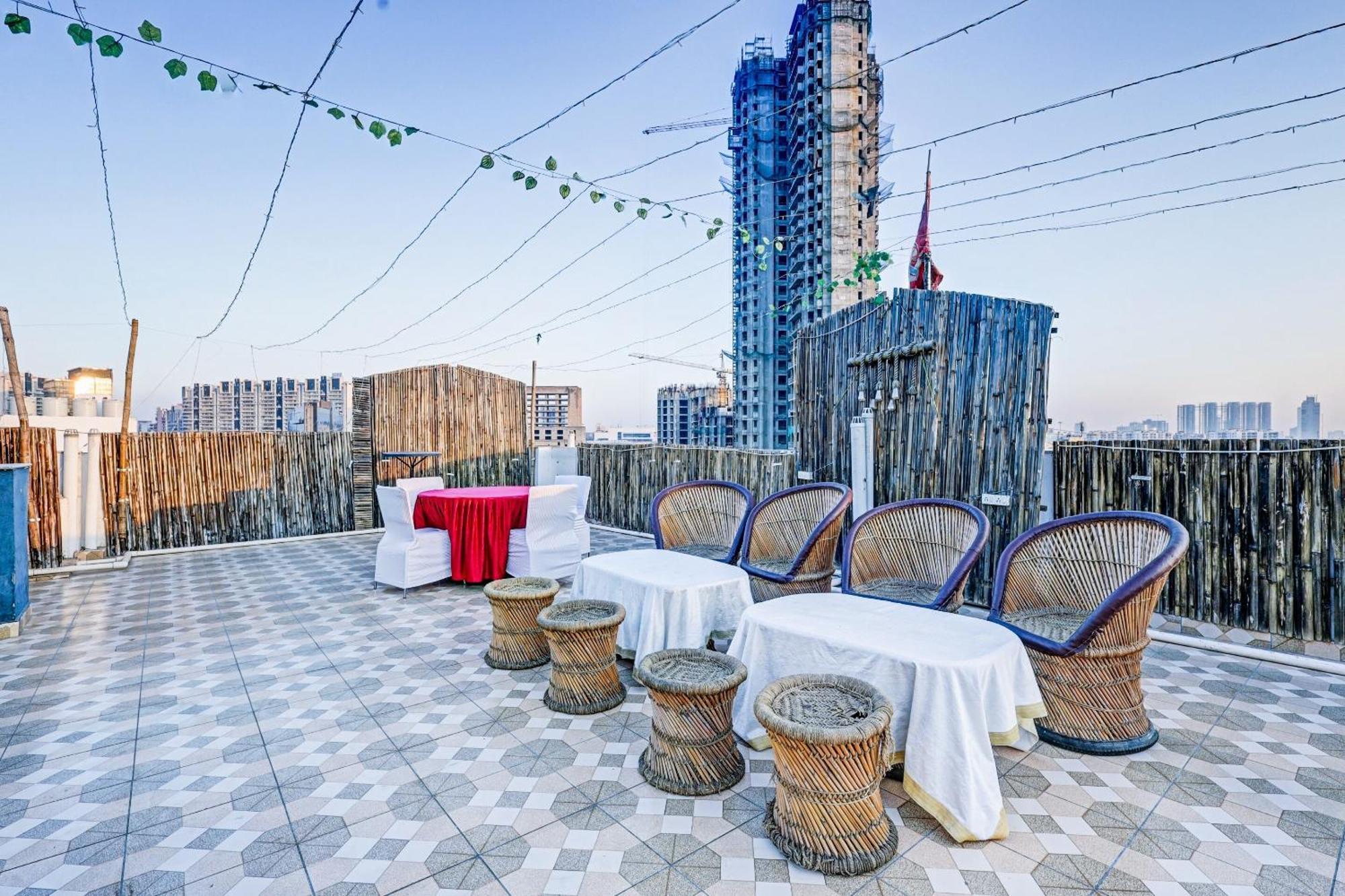 Super Townhouse Tipsyy Near Bestech Central Square Mall Gurgaon Dış mekan fotoğraf